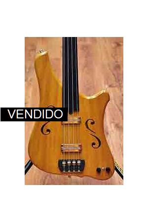 Safran Fretless 4 Safran Fretless 4